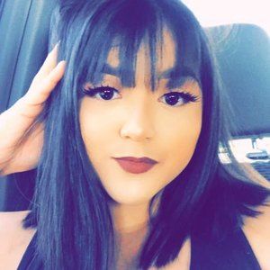 Meet your Posher, Fatima